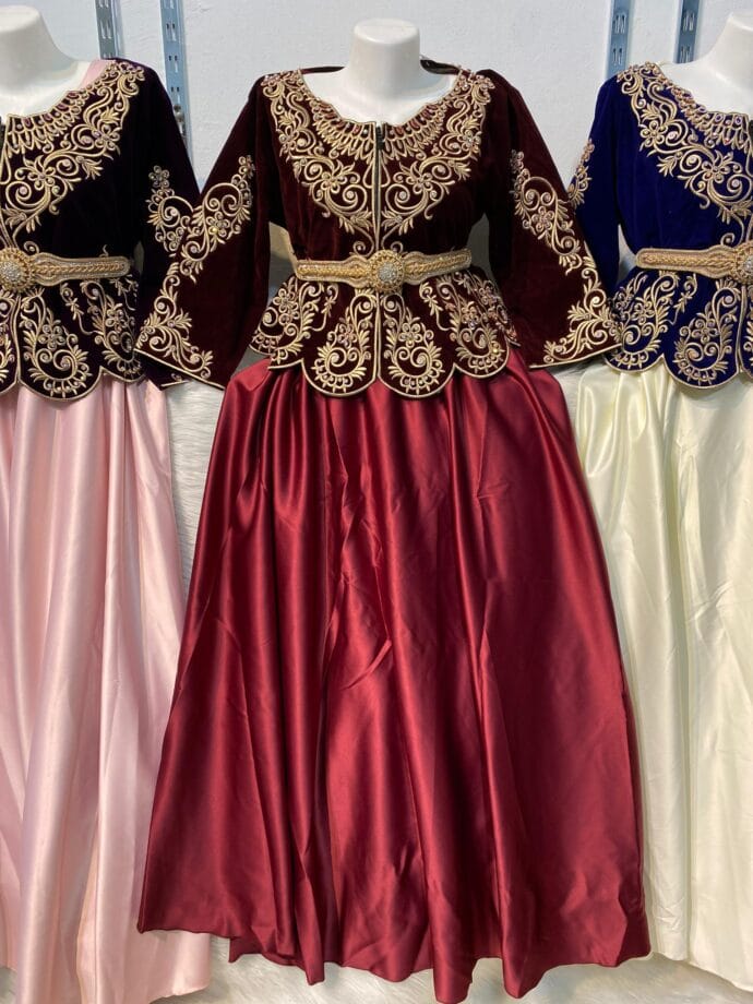 روب كراكو طرز فتلة حرة