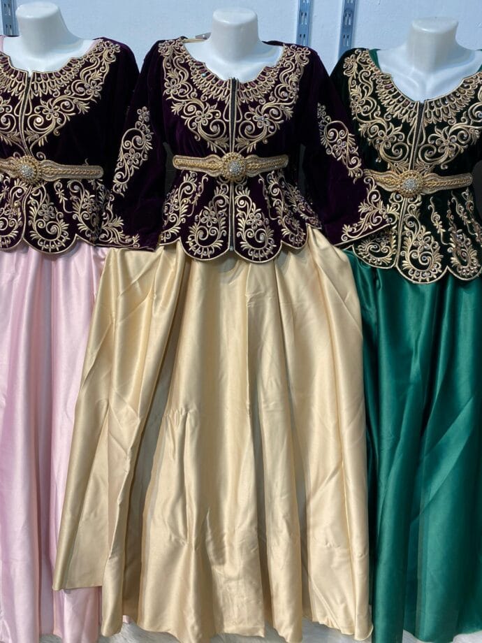 روب كراكو طرز فتلة حرة