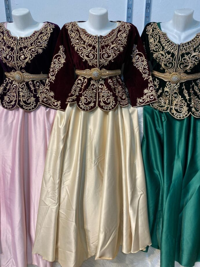 روب كراكو طرز فتلة حرة