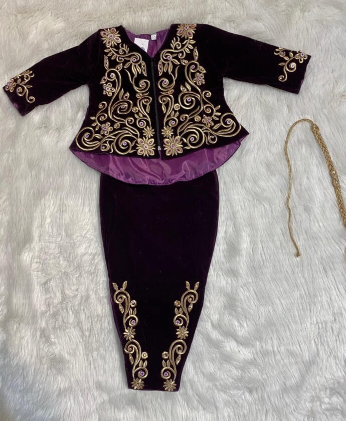 كراكو صغار طرز شعرة حرة