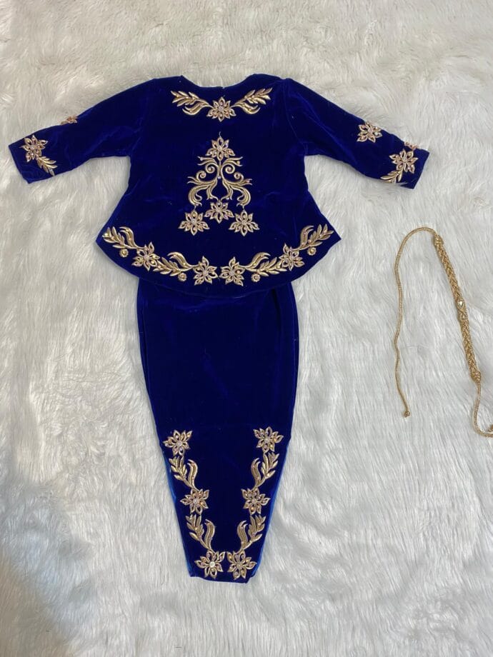 كراكو صغار طرز شعرة حرة