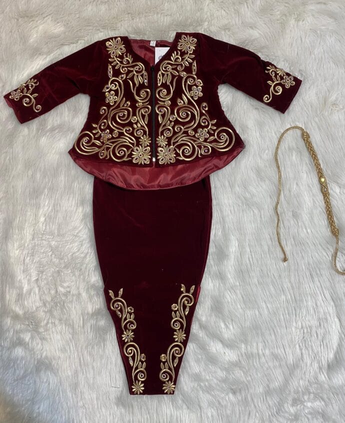 كراكو صغار طرز شعرة حرة